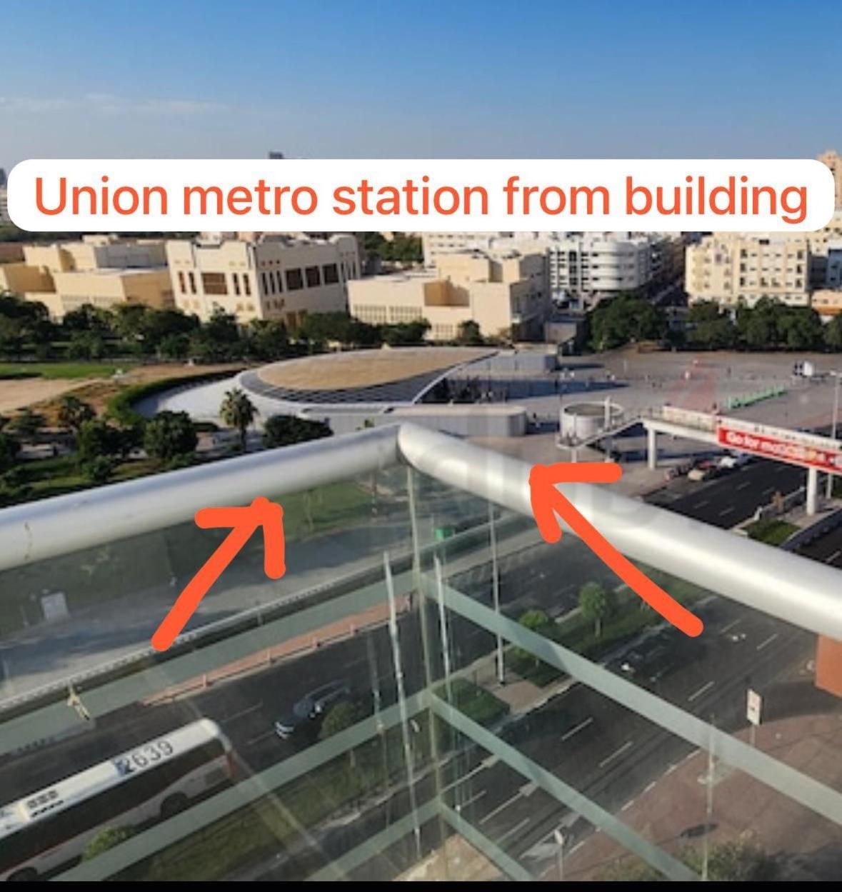 Backpackers Heaven ! 18 Beds In A 2 Bedroom Apartment In Front Of Union Metro Station Diera Dubai Eksteriør bilde