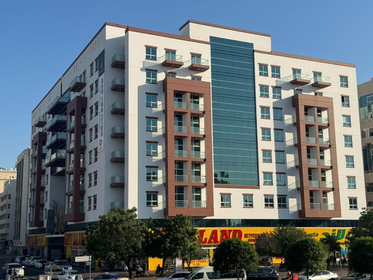 Backpackers Heaven ! 18 Beds In A 2 Bedroom Apartment In Front Of Union Metro Station Diera Dubai Eksteriør bilde